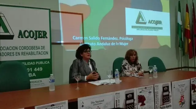 CONFERENCIA IMPARTIDA POR CARMEN SALIDO FERNÁNDEZ, PSICÓLOGA DEL IAM EN CÓRDOBA